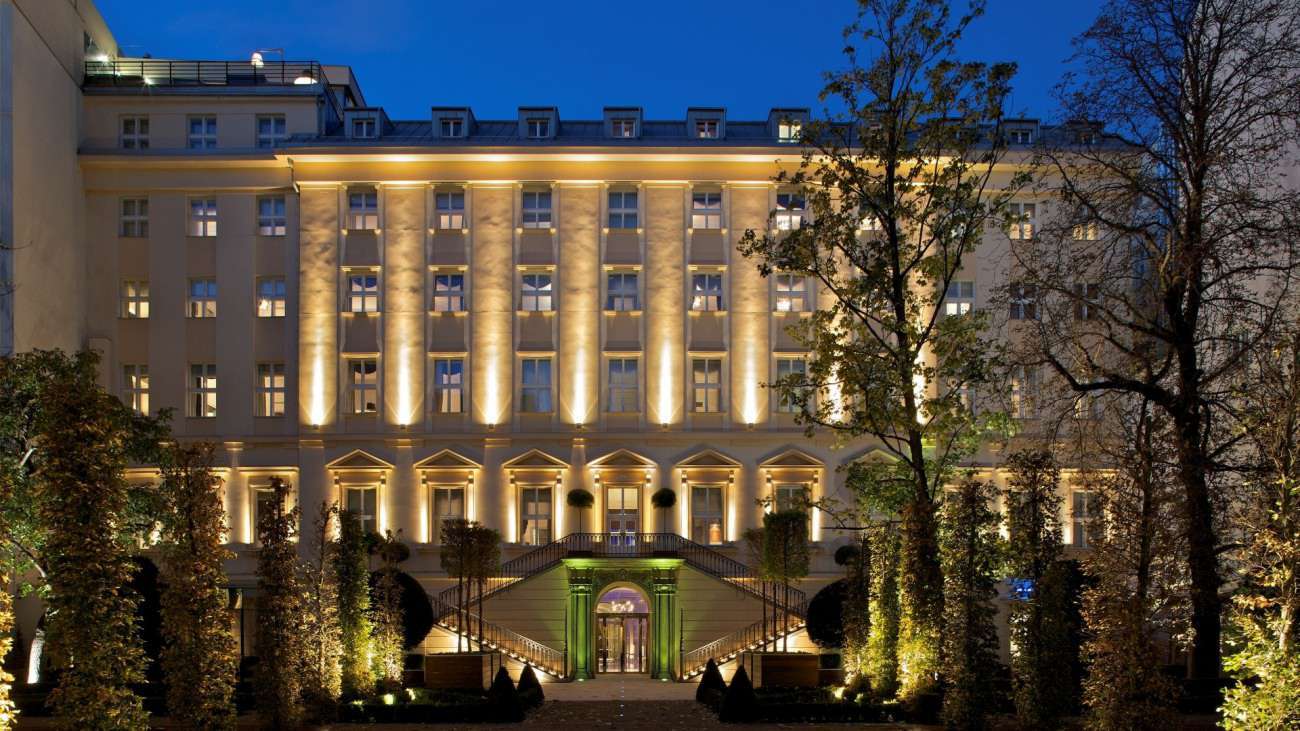 The Grand - The Leading Of The World Прага